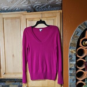 Halogen Pink Cashmere Knit Long Sleeve V-Neck Sweater